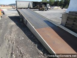 LOADING RAMP