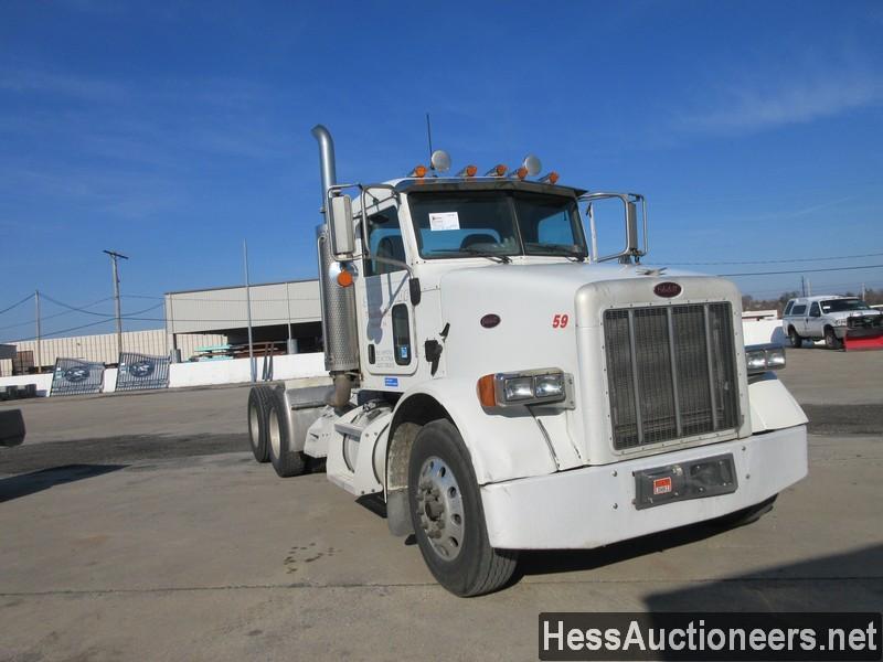 2007 PETERBILT 357 T/A DAYCAB