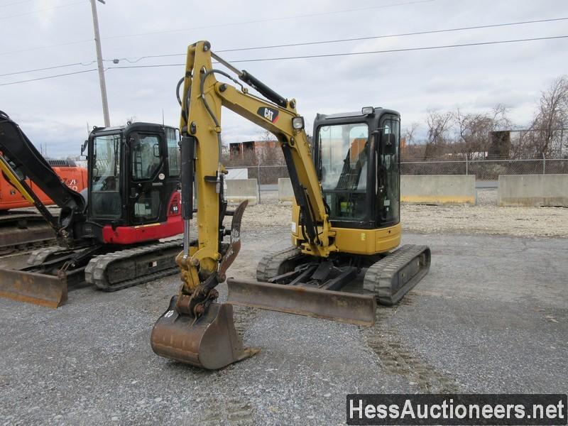 2010 CAT 304D C R MINI EXCAVATOR