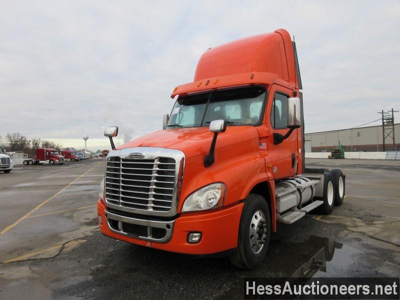 2010 FREIGHTLINER CASCADIA T/A DAYCAB