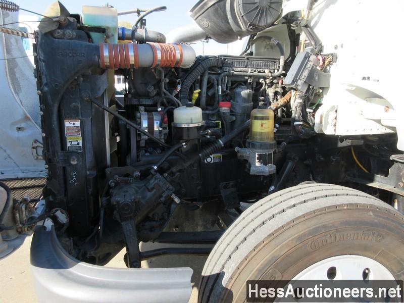 2014 PETERBILT 384 T/A DAYCAB, HESS REPORT ATTACHED, 326526 MILES ON ODO, E