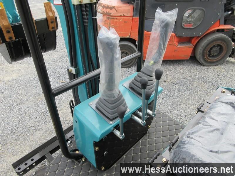 2021 AGROTK MINI EXCAVATOR, BUCKET, RIPPER, 2â€™ 8&quot; STICK, AUX HYDRAUL