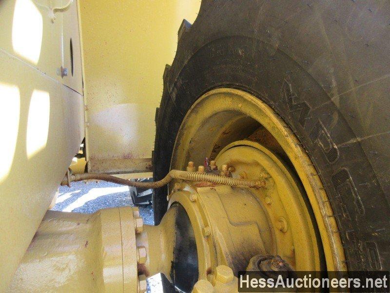 1960 CATERPILLAR 922 WHEEL LOADER, CAT D330 4 CYL 80 HP ENG, 17.5/25 TIRES,