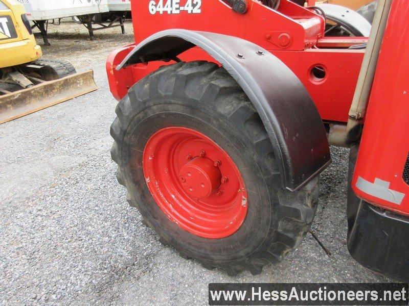 2005 LULL 644E-42 TELEHANDLER, CUMMINS 4 CYL 100 HP, DIESEL, 13.00-24 TIRES