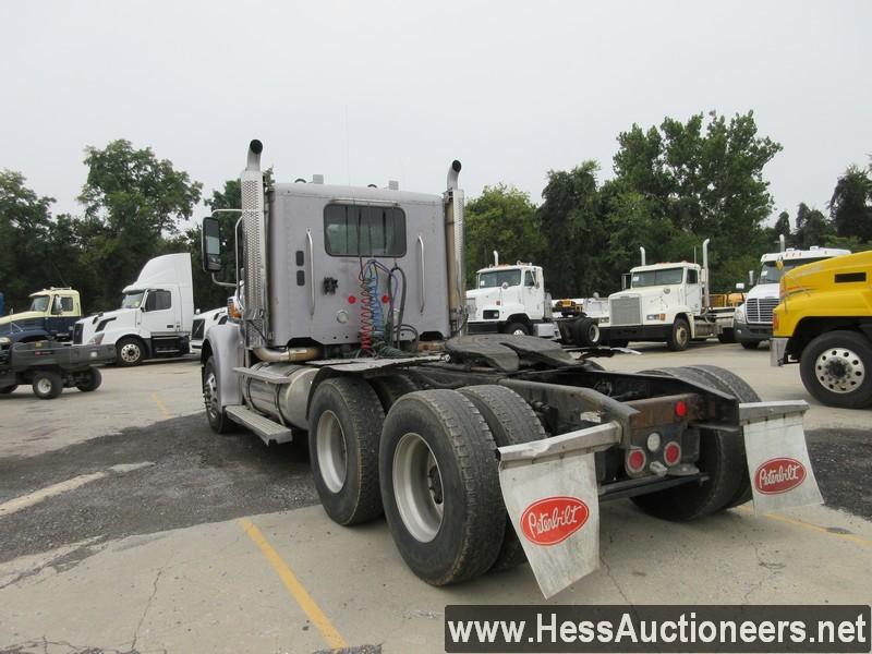 2016 Freightliner Coranado T/a Daycab Glider, Hess Report In Photos, 393703