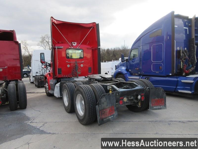 2015 PETERBILT 579 T/A DAYCAB, TITLE DELAY, 494129 MILES ON ODO, ECM 494132