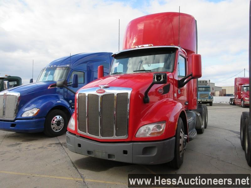 2015 PETERBILT 579 T/A DAYCAB, TITLE DELAY, 494129 MILES ON ODO, ECM 494132