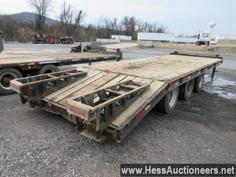 2001 TRAILKING 26' FLATBED TAG TRAILER