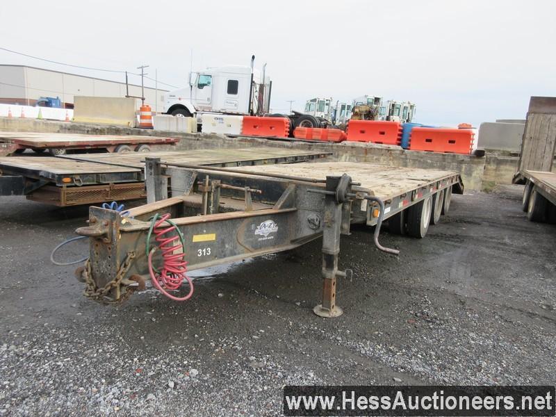 2001 TRAILKING 26' FLATBED TAG TRAILER