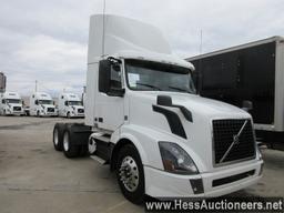 2017 VOLVO VNL T/A DAYCAB,HESS REPORT IN PHOTOS,  548508 MILES ON ODO, ECM