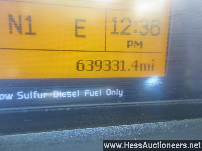 2016 VOLVO VNL T/A DAYCAB,  HESS REPORT IN PHOTOS, 639331 MILES ON ODO, ECM