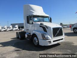 2016 VOLVO VNL T/A DAYCAB, HESS REPORT IN PHOTOS, 335835 MILES ON ODO, ECM