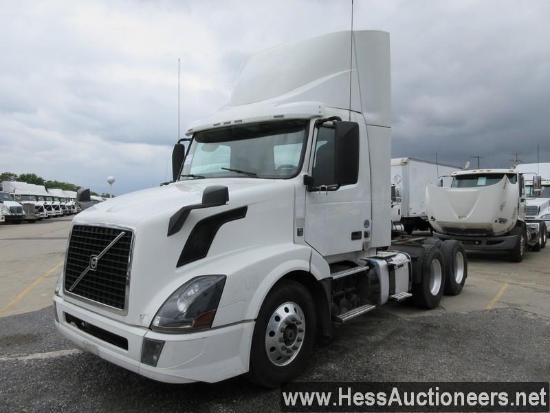 2016 VOLVO VNL64T300 T/A DAYCAB, 421289 MILES ON ODO, ECM 421292, 50000 GVW