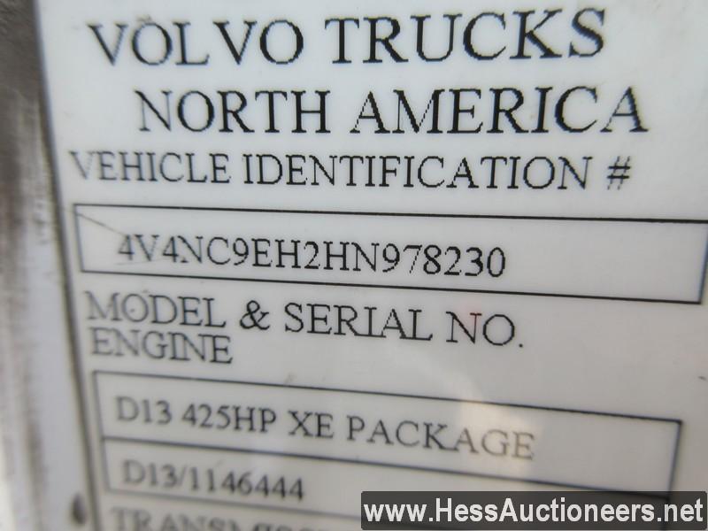 2017 VOLVO VNL64T300 T/A DAYCAB, HESS REPORT IN PHOTOS, 533359 MILES ON ODO