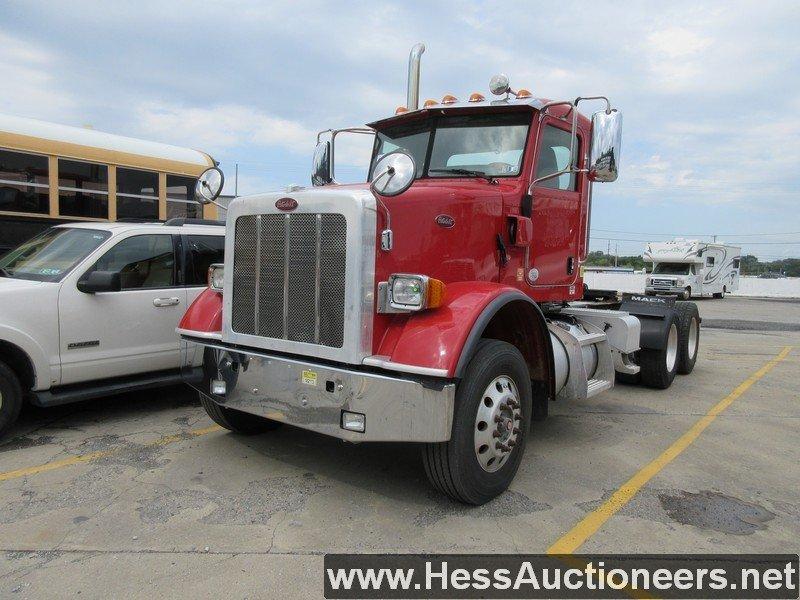 2016 PETERBILT 365 T/A DAYCAB