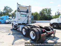 2013 VOLVO T/A DAYCAB, TITLE DELAY, HESS REPORT IN PHOTOS, 633933 MILES ON