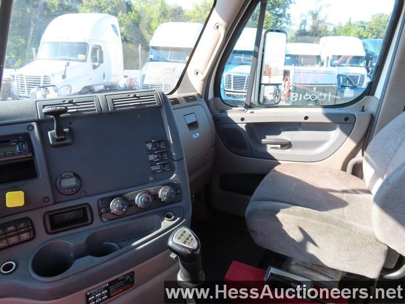 2015 FREIGHTLINER CASCADIA T/A DAYCAB,HESS REPORT IN PHOTOS, 144547 MILES O
