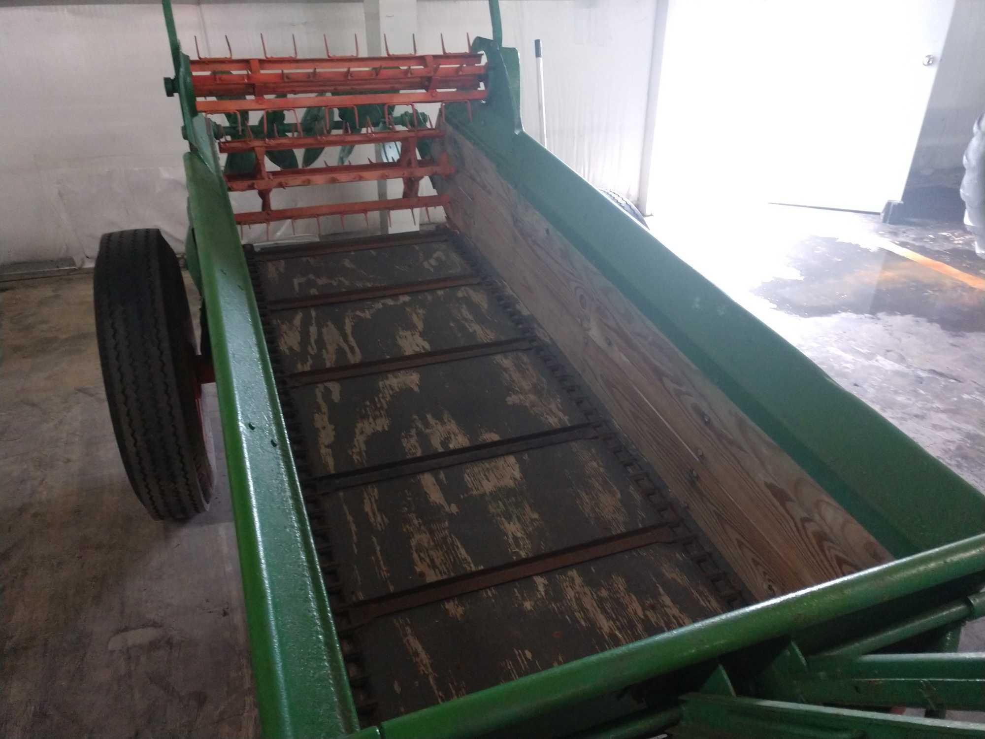 New Idea # 12A Manure Spreader