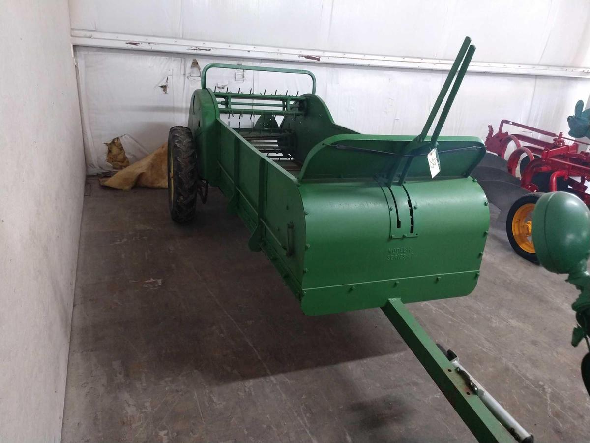 John Deere Model H Series 47 Ground Driven Manure Spreader