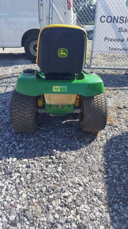 John Deere LT160 Mower