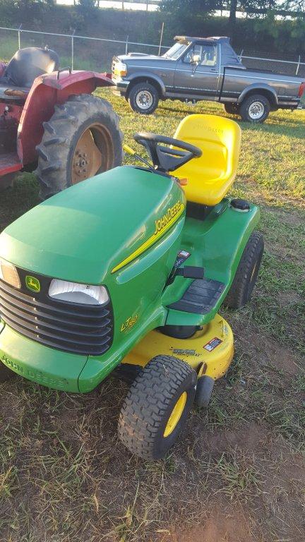 John Deere LT160 Mower