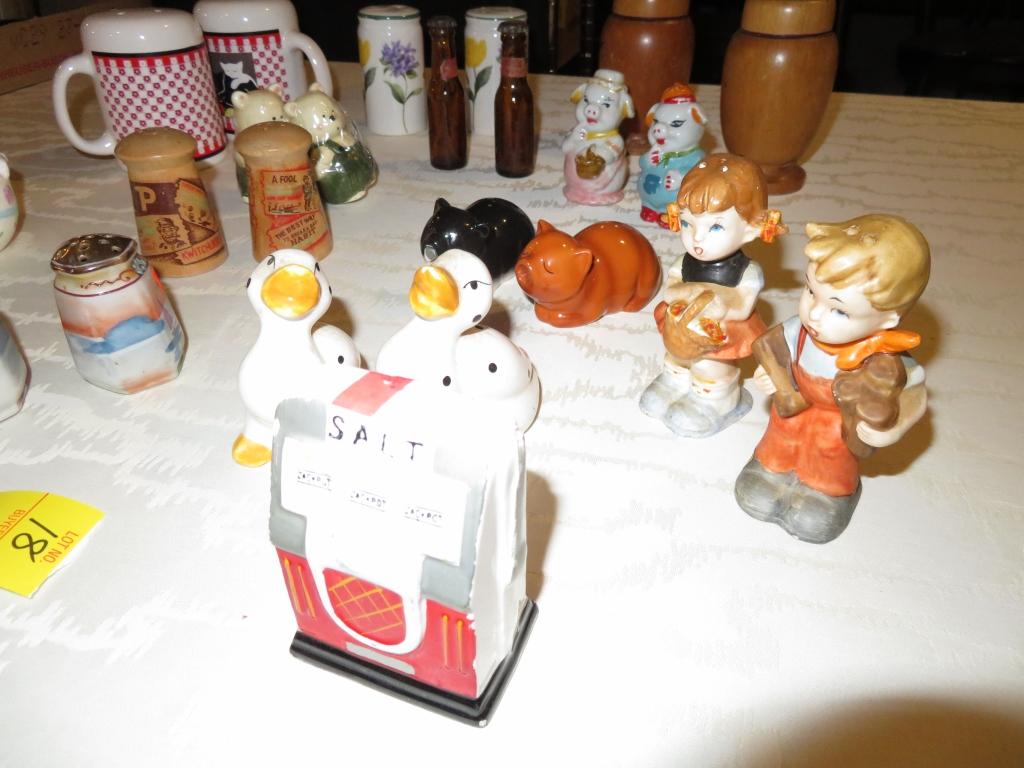 Lot of collectible Salt & Pepper Shakers