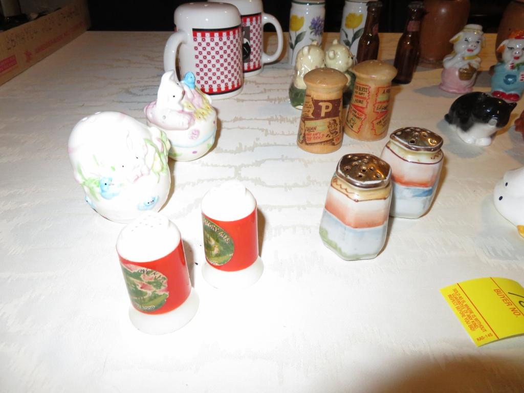 Lot of collectible Salt & Pepper Shakers