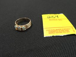 Ring 10 kt Yellow Gold w/ stones