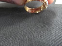 Ring 10 kt Yellow Gold w/ stones