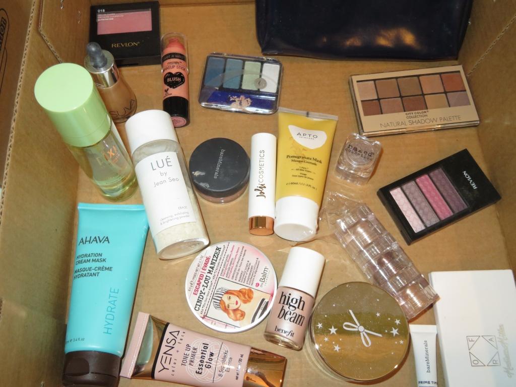 Lot of makeup & beauty items