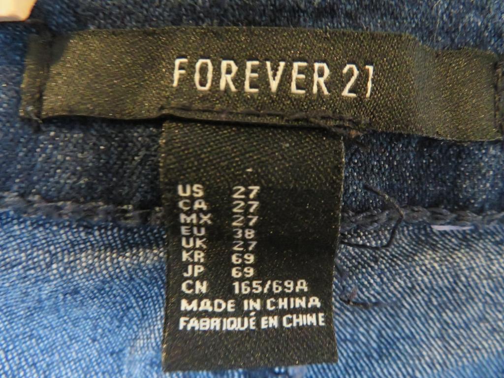 Forever 21 Jeans 27