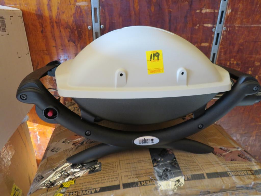 Weber Q1400 Outdoor Grill