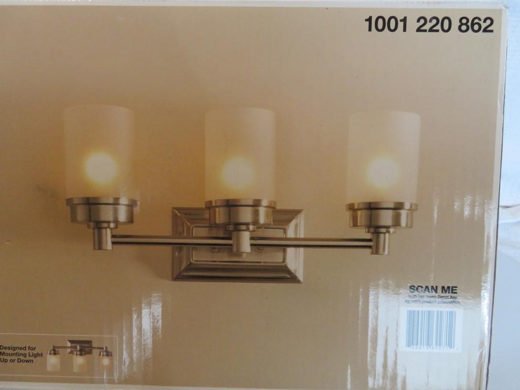 Hamton Bay "CADE" 3 Light Vanity Light