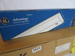 4 GE Advantage Profile 24" Flourescent Lights