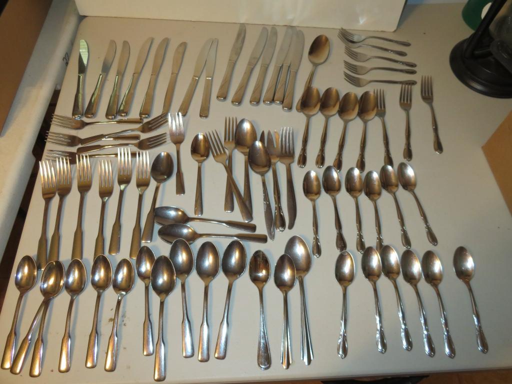 Lot of Flatware