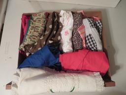 Lot of Kitchen Linens
