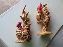 2 Decorative Roosters