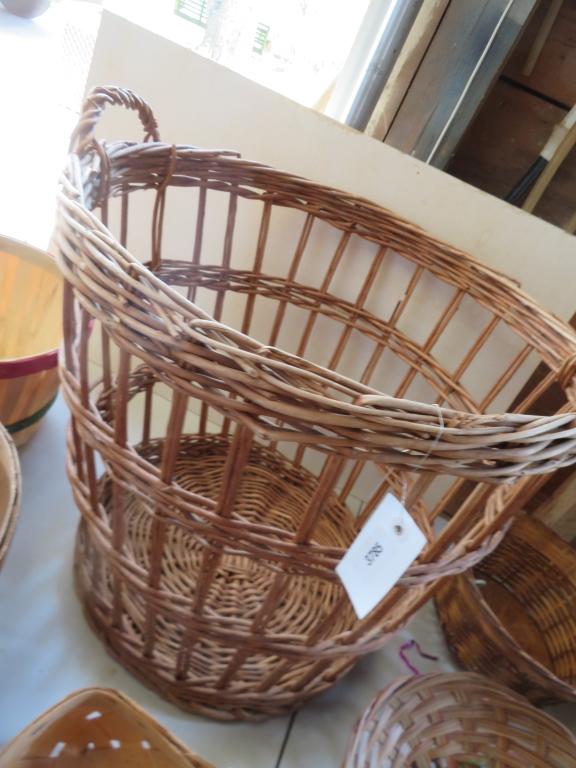 Large lot of Baskets