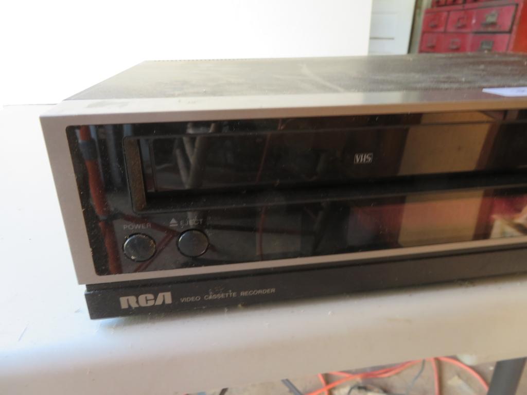 Vintage RCA VHS VCR