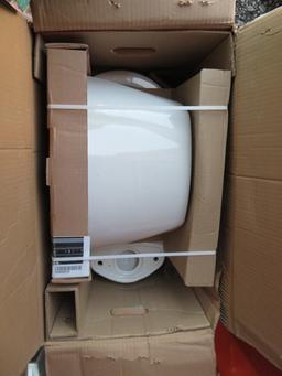 American Standard Reliant Round White Toilet