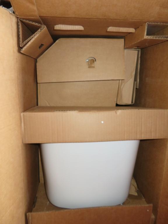 Glacier Bay Dual Flush White Round Toilet