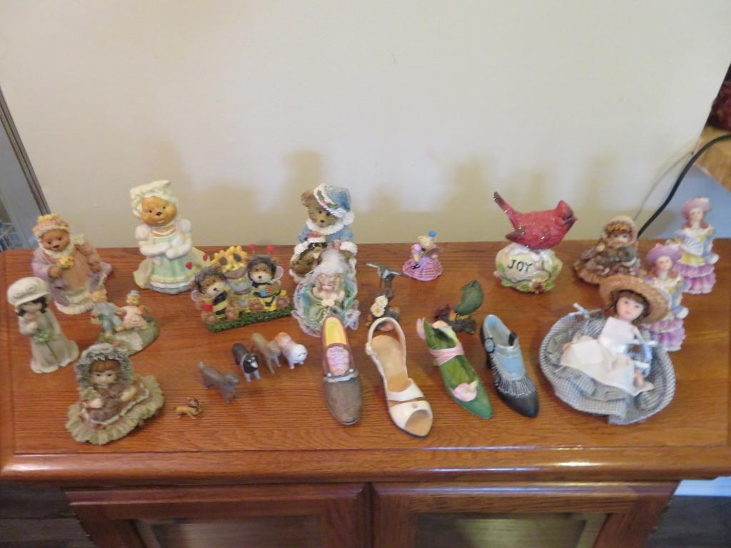 Lot of Figurines