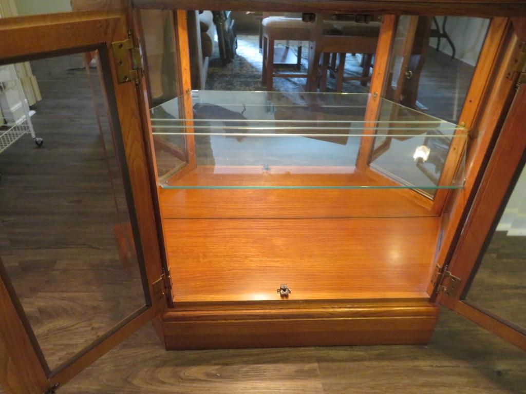 Lighted Curio Display Cabinet