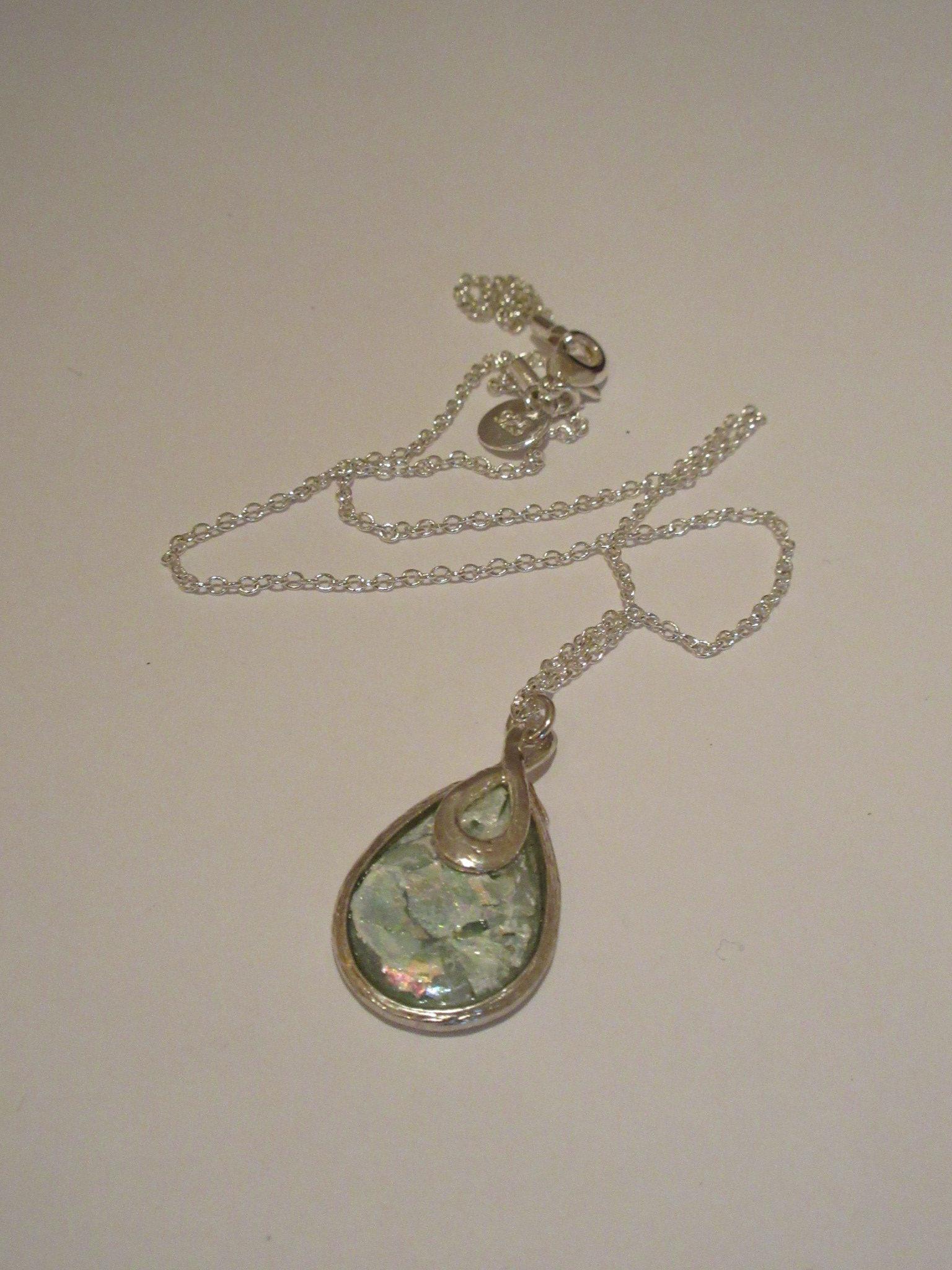 Beautiful Pendant w/ Opal Chips & Chain