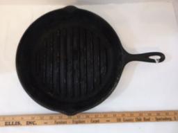 Lodge Cast Iron Fryer