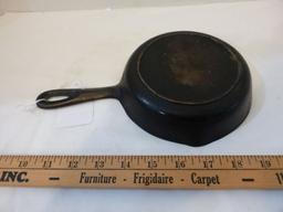 #3 Cast Iron Double Spout Skillet - 6 5/8"