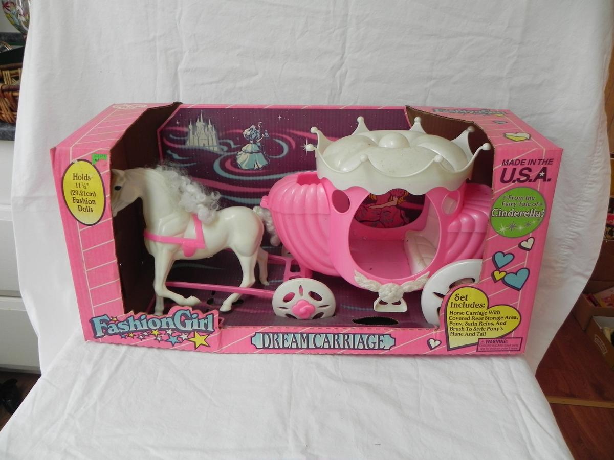 Fashion Girl “Dream Carriage” Cinderella Toy Set