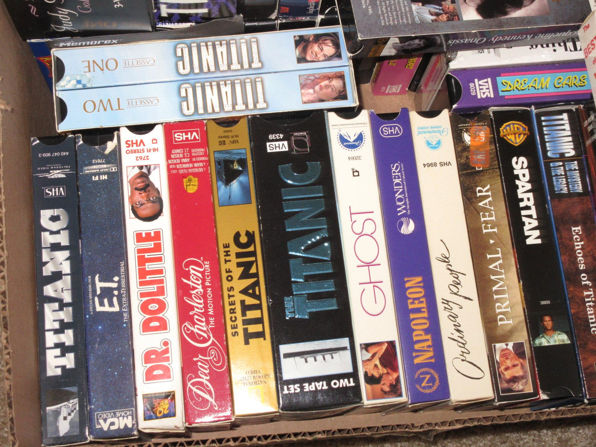 Lot VHS Movies - see pics for titles