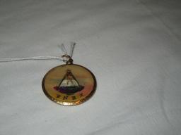 Vintage 14K Green Gold Mother of Pearl 32nd Degree Masonic Pendant - RARE!