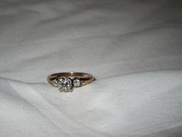 Ladies 14K Yellow Gold & Diamond Engagement Ring - Approx. Size 6.5